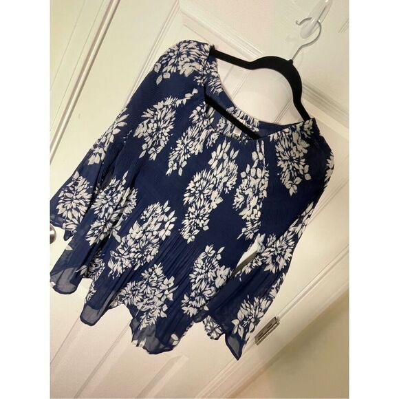 Spense women’s blouse XL navy white NWT pleated - Picture 1 of 7